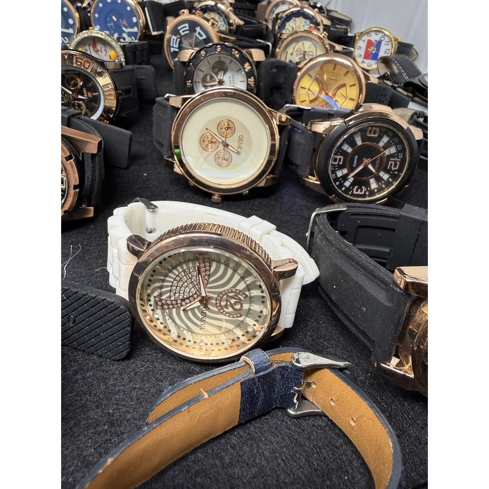 Huge Geneva Donna Vivi Fashion Watch Lot 60+ Men's Women's Wristwatches - Picture 11 of 13